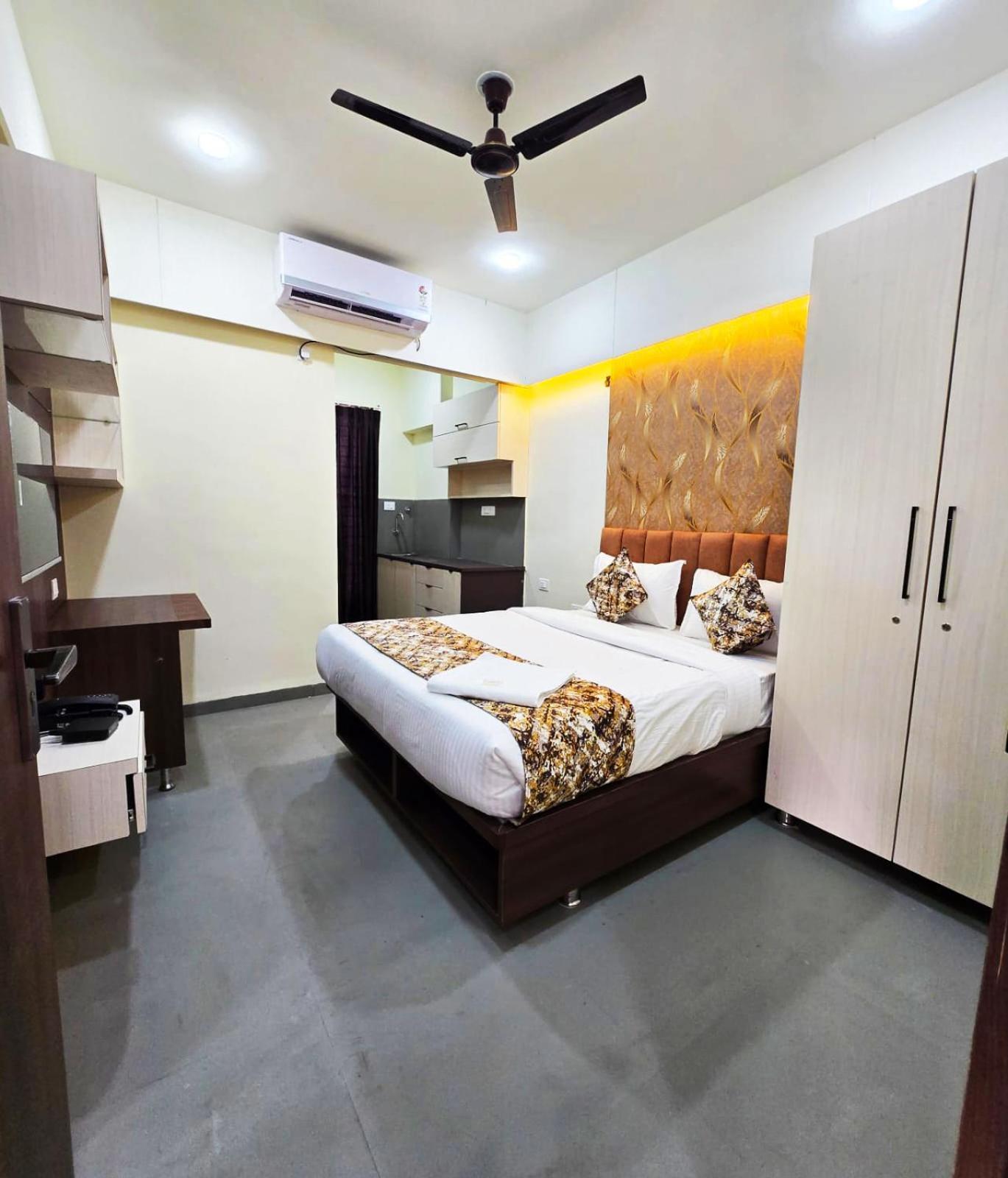 Hotel Nexus Indore Exterior foto